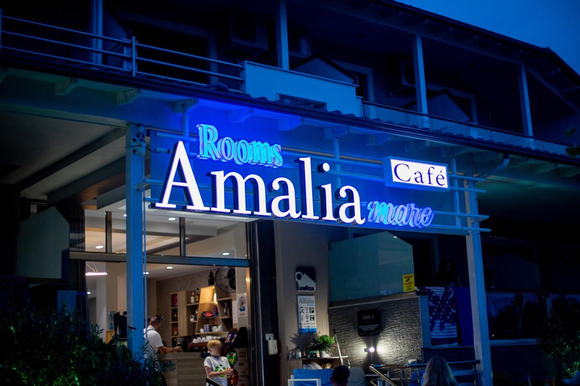 VrasnáAmalia Mare Sea View公寓 外观 照片